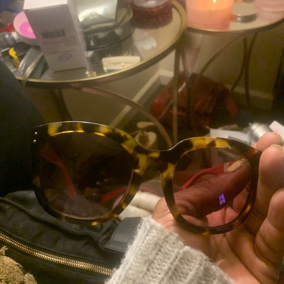 Coach sunglasses pink with leopard print… fun for the spring and summer! ;) - Picture 5 of 8